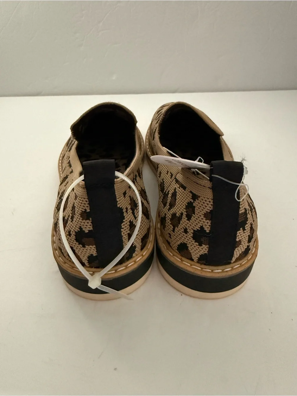 Leopard animal Print Knit Slip-On Flats - Tan/Black Shoes women size 6.5